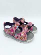 Load image into Gallery viewer, Wave Sandal Mallow/Cassis Grafitti
