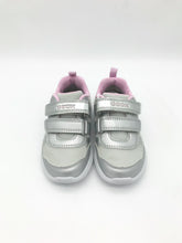 Load image into Gallery viewer, Geox Sprintye Trainer Silver/Pink
