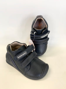 navy shoes junior