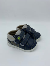 Load image into Gallery viewer, Garvalin Navy/Grey Shoe
