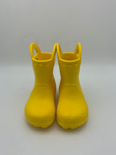 Load image into Gallery viewer, Crocs Handle It Rain Boot Yellow
