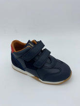 Load image into Gallery viewer, Pablosky Navy Hi-Shoe Leader Tech
