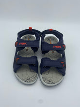 Load image into Gallery viewer, Pablosky Sandal PU Navy Red 973620
