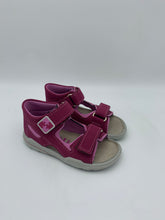 Load image into Gallery viewer, Ricosta Manto Sandal Fuchsia
